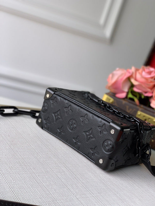 Louis Vuitton Luxury Bags 2617