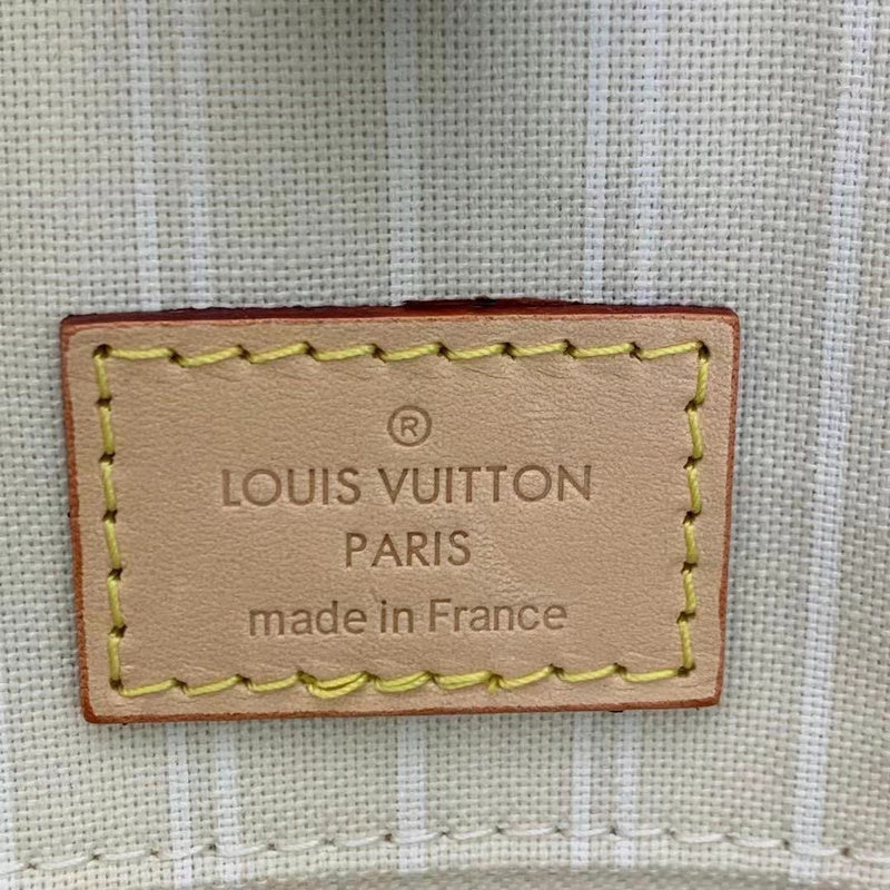 Louis Vuitton Luxury Bags 2497