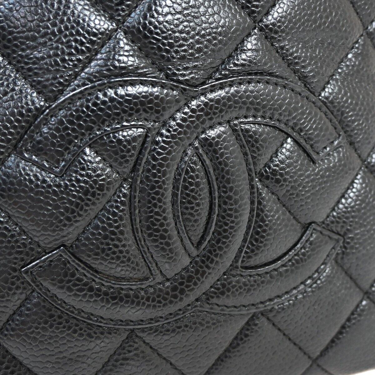 Chanel Shopping