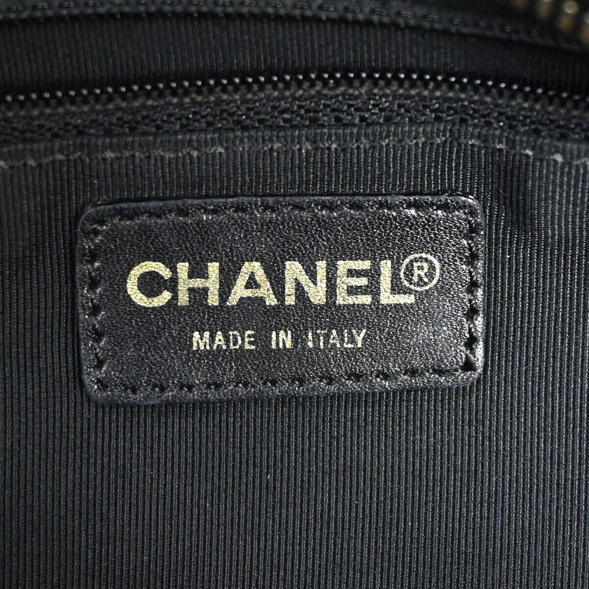 Chanel Shopping