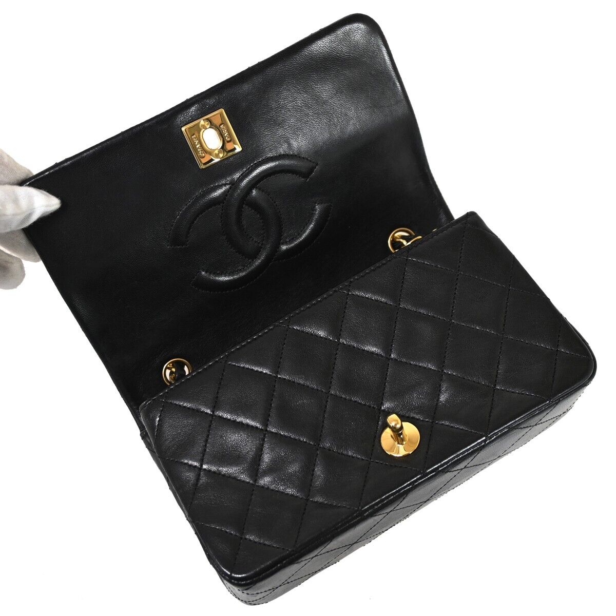 Chanel Mini matelassé