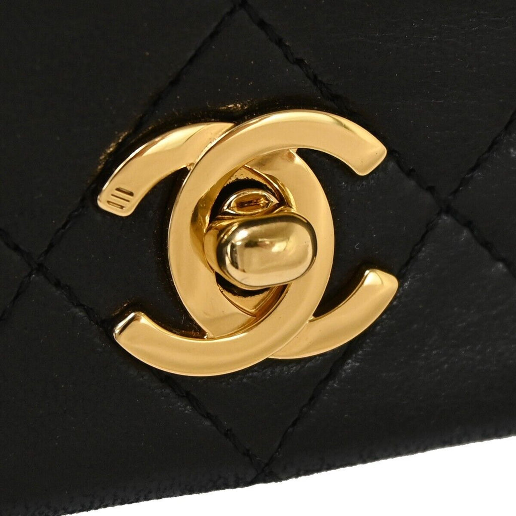 Chanel Mini matelassé