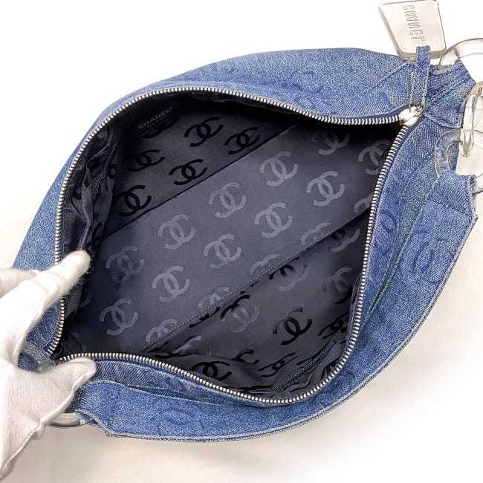 Chanel Logo CC