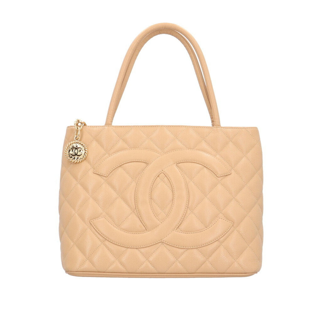 Chanel Medaillon