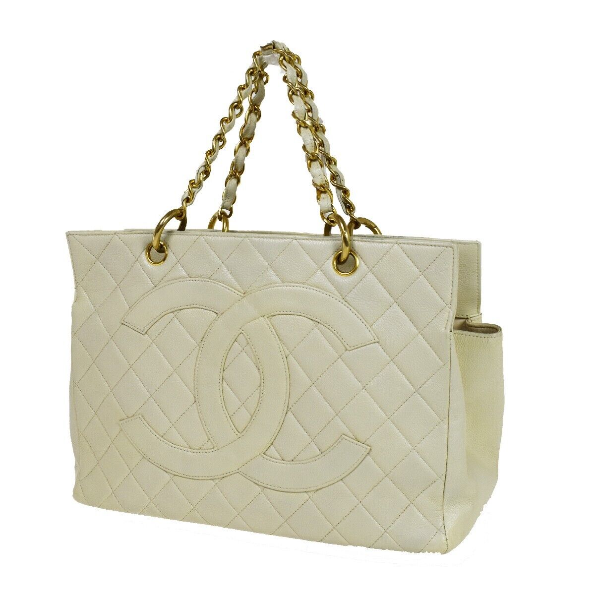 Chanel Matelassé