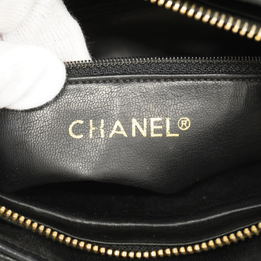 Chanel Shopping
