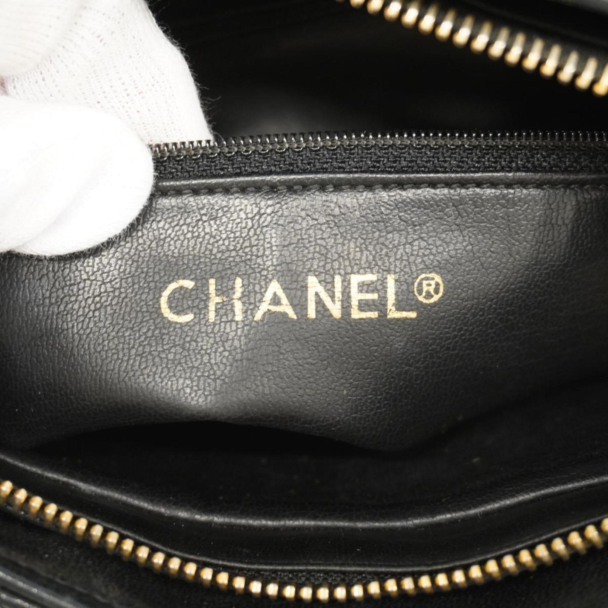 Chanel Shopping