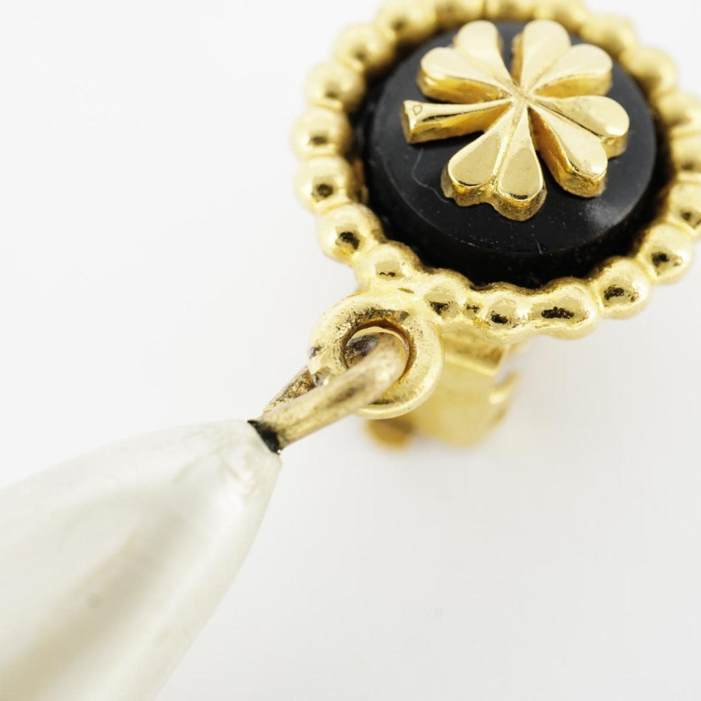 Chanel Clover