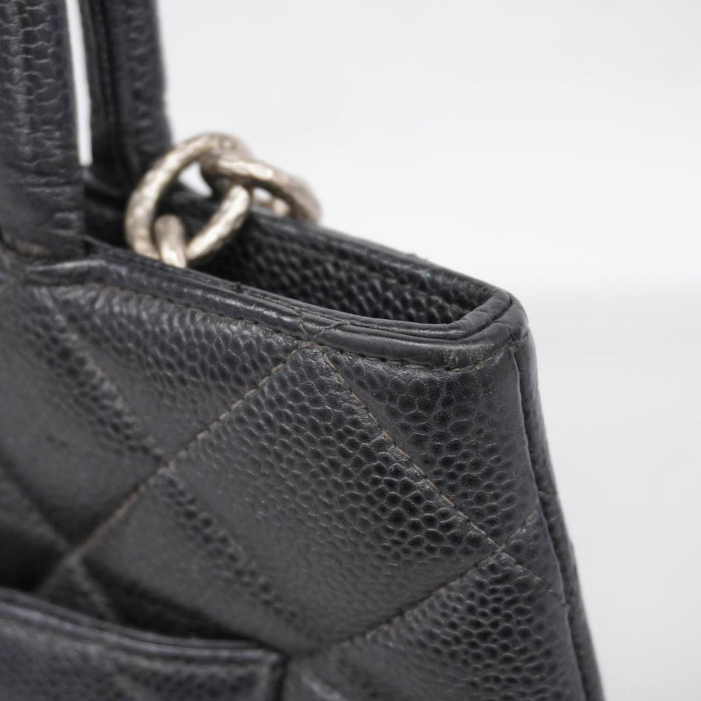 Chanel Logo CC