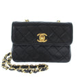 Chanel Mini matelassé