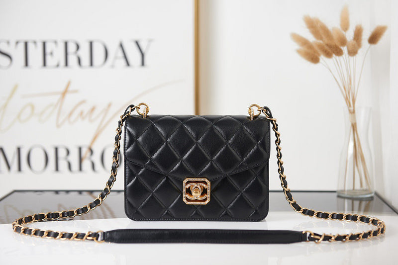 aura-bags - Chanel Bags - 7658
