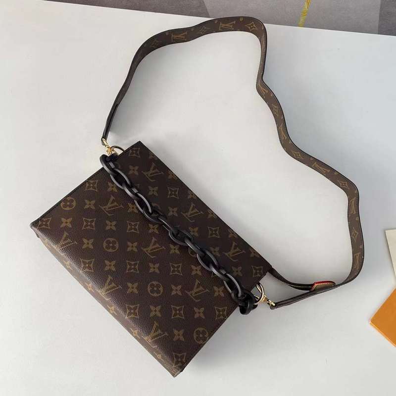 Louis Vuitton Luxury Bags 1847