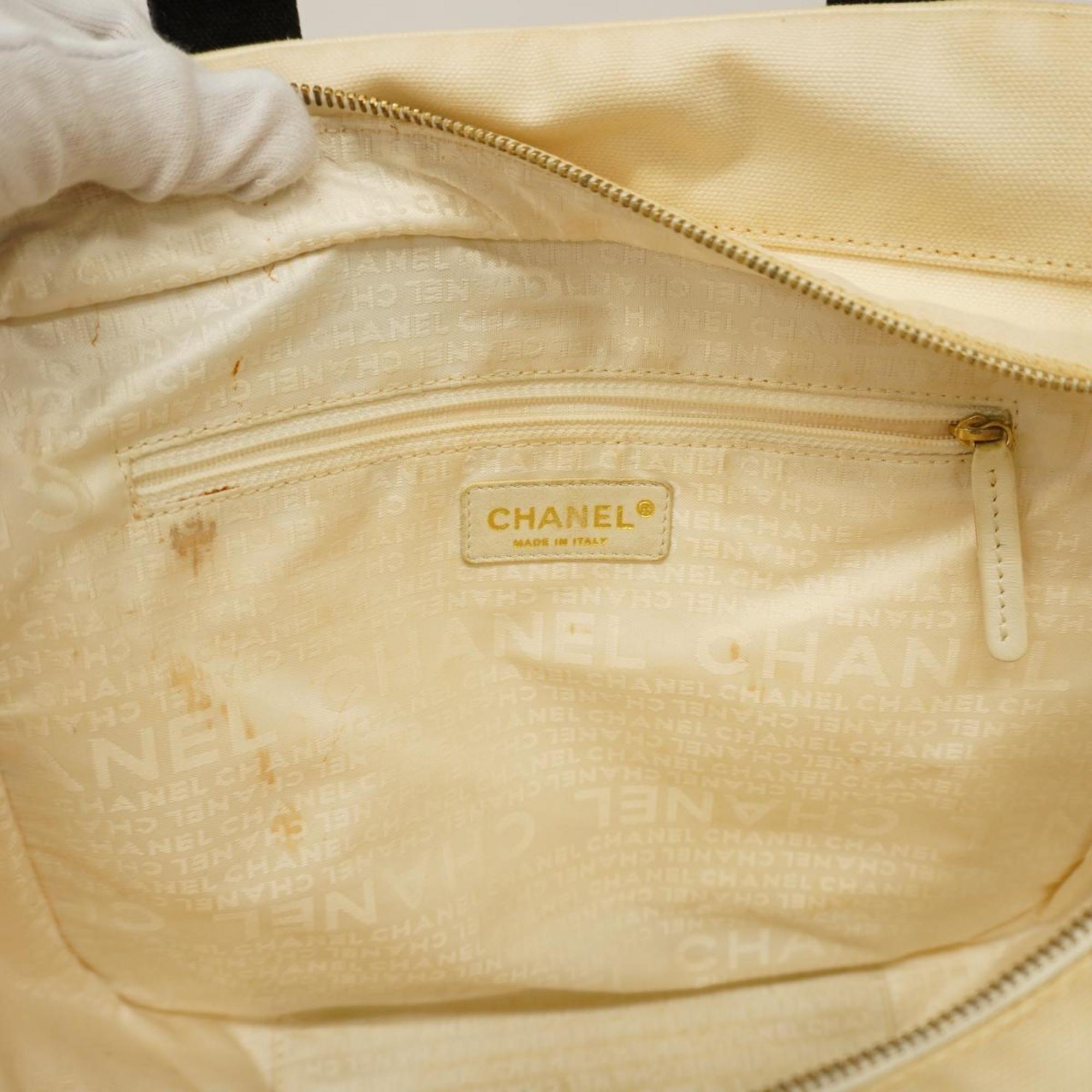 Chanel Coco Mark