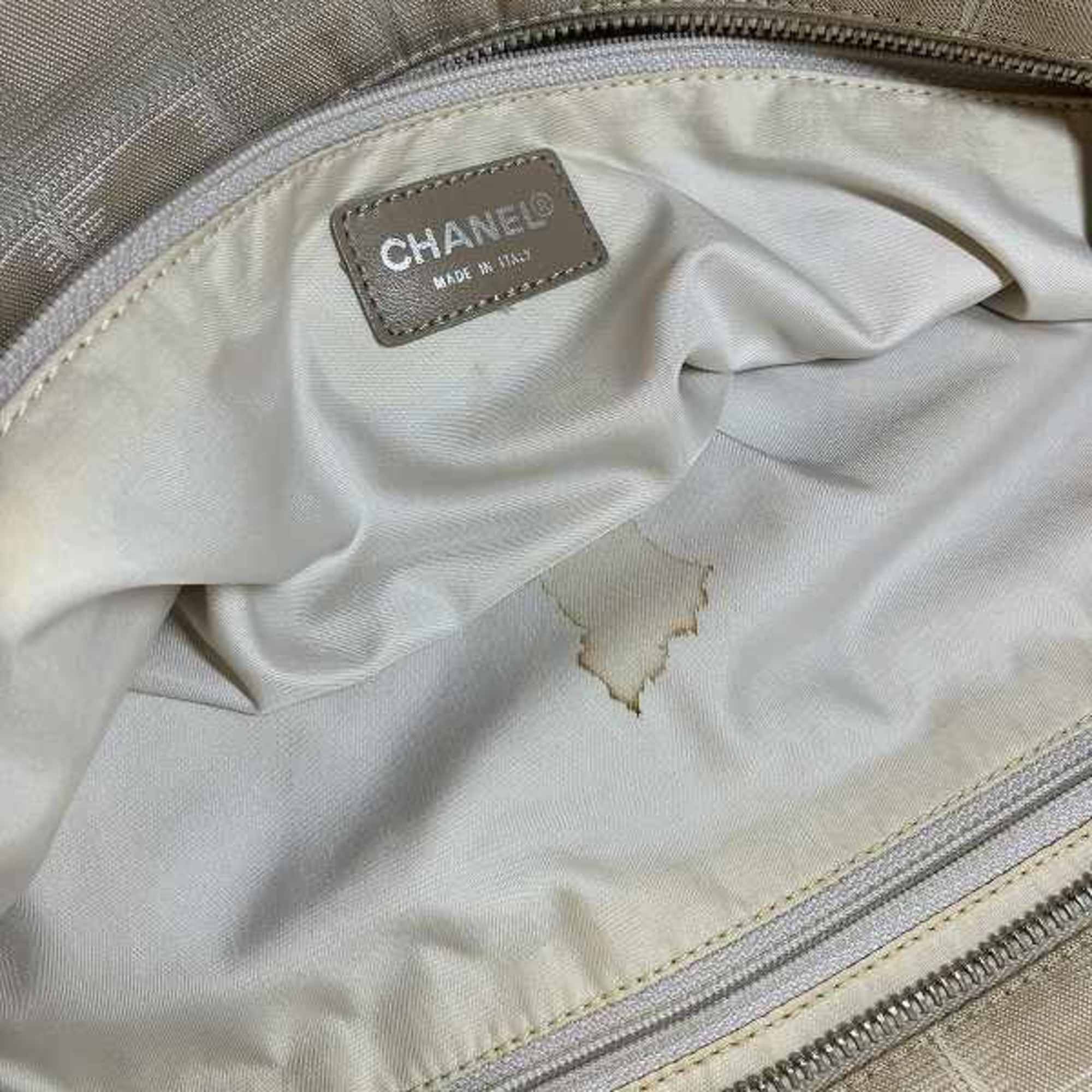 Chanel Travel line