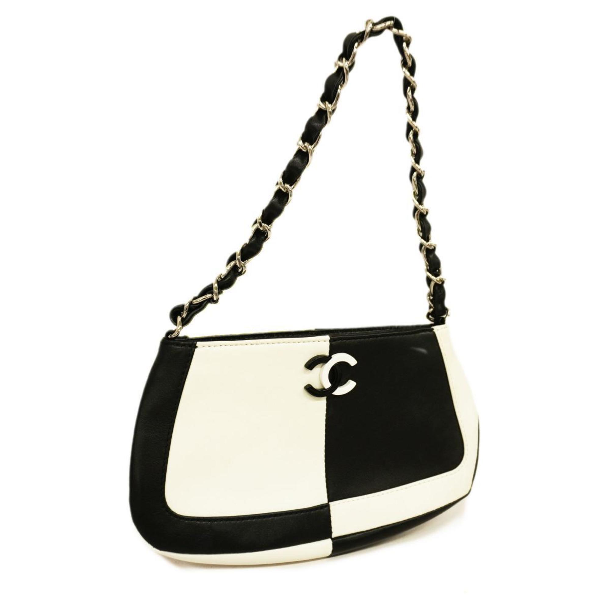 Chanel Cc
