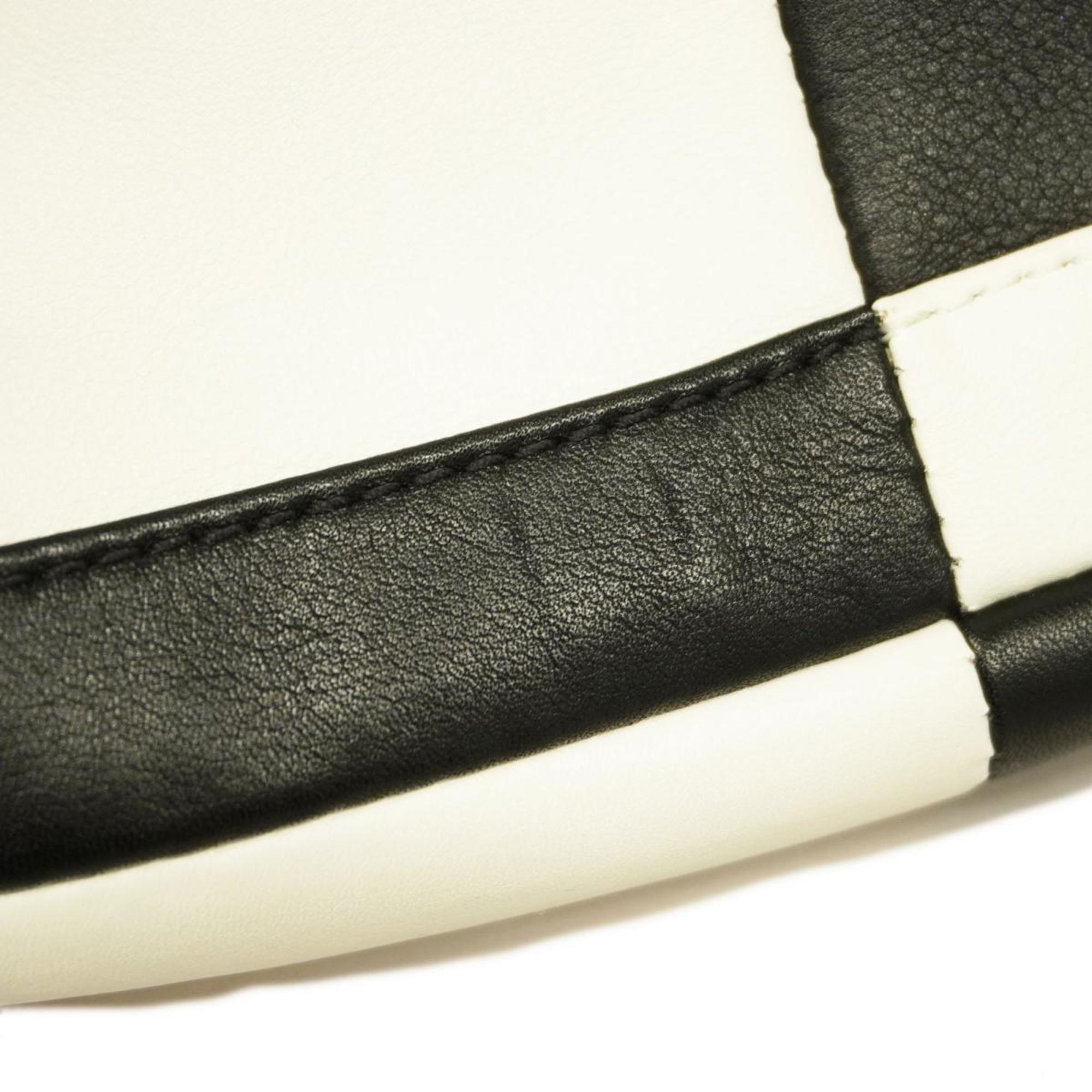 Chanel Cc