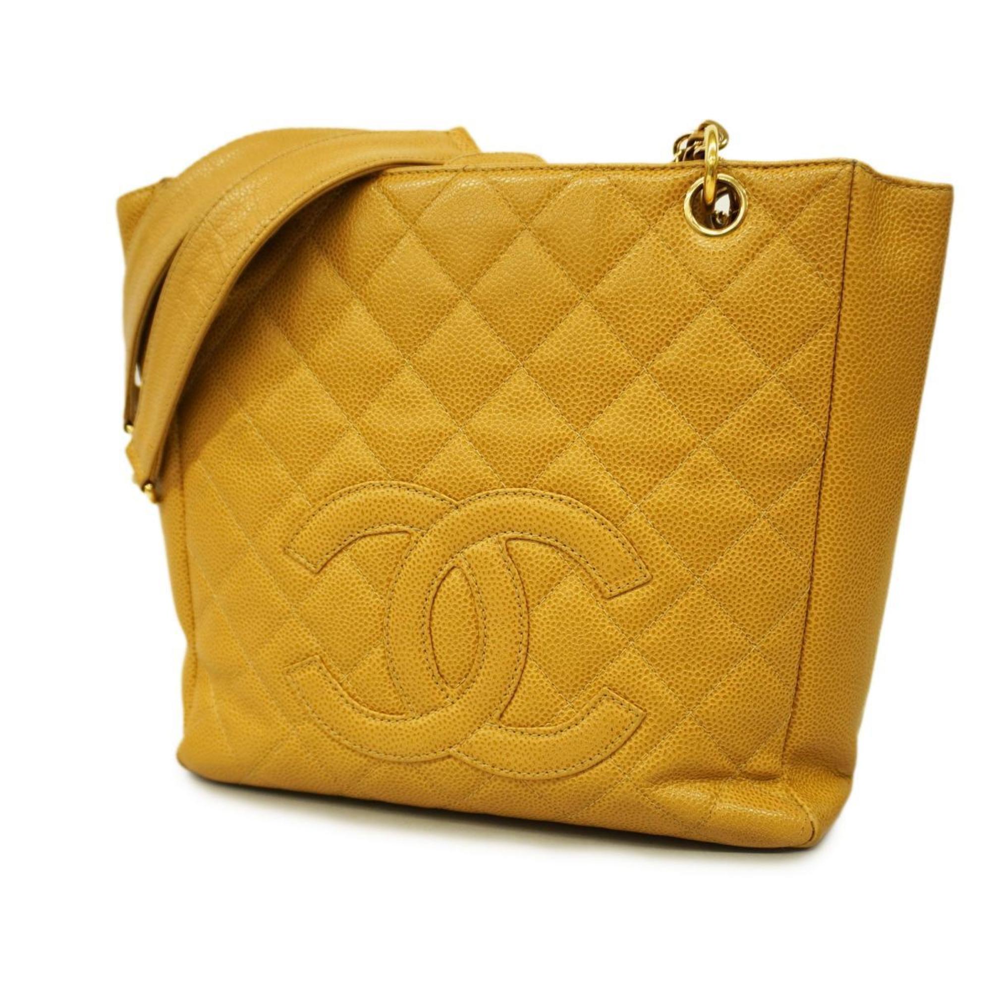 Chanel Shopping
