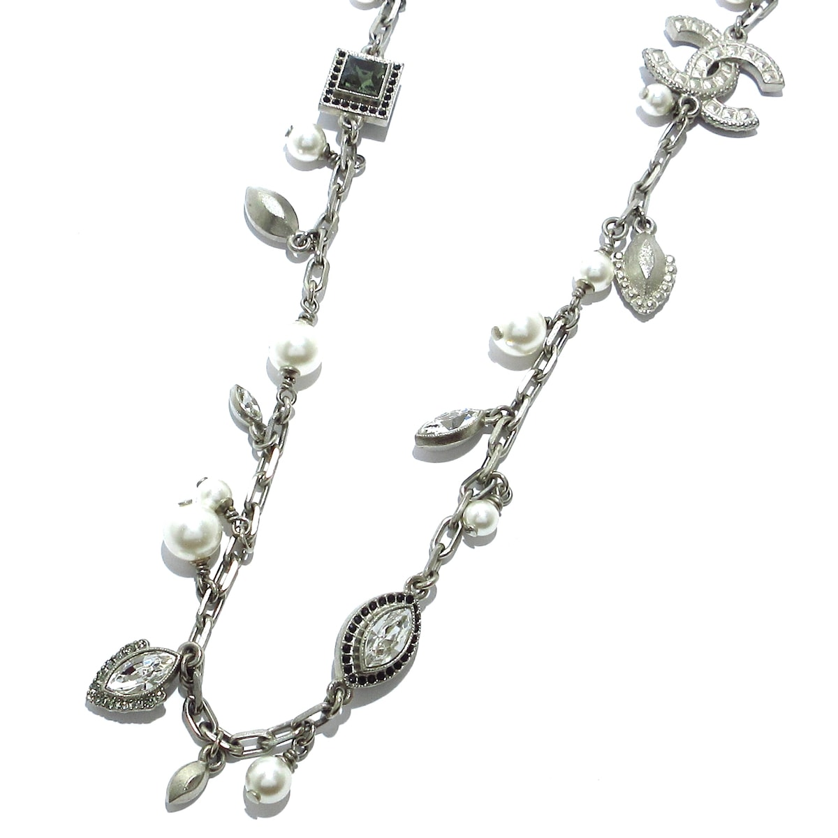 Chanel Logo CC