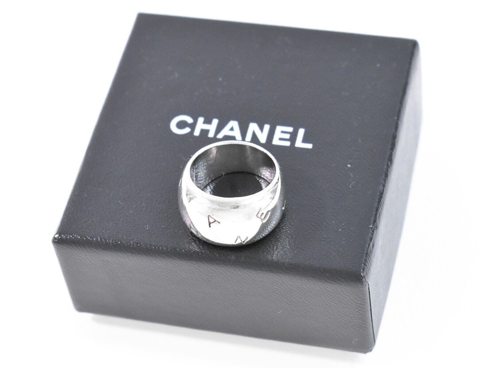 Chanel -