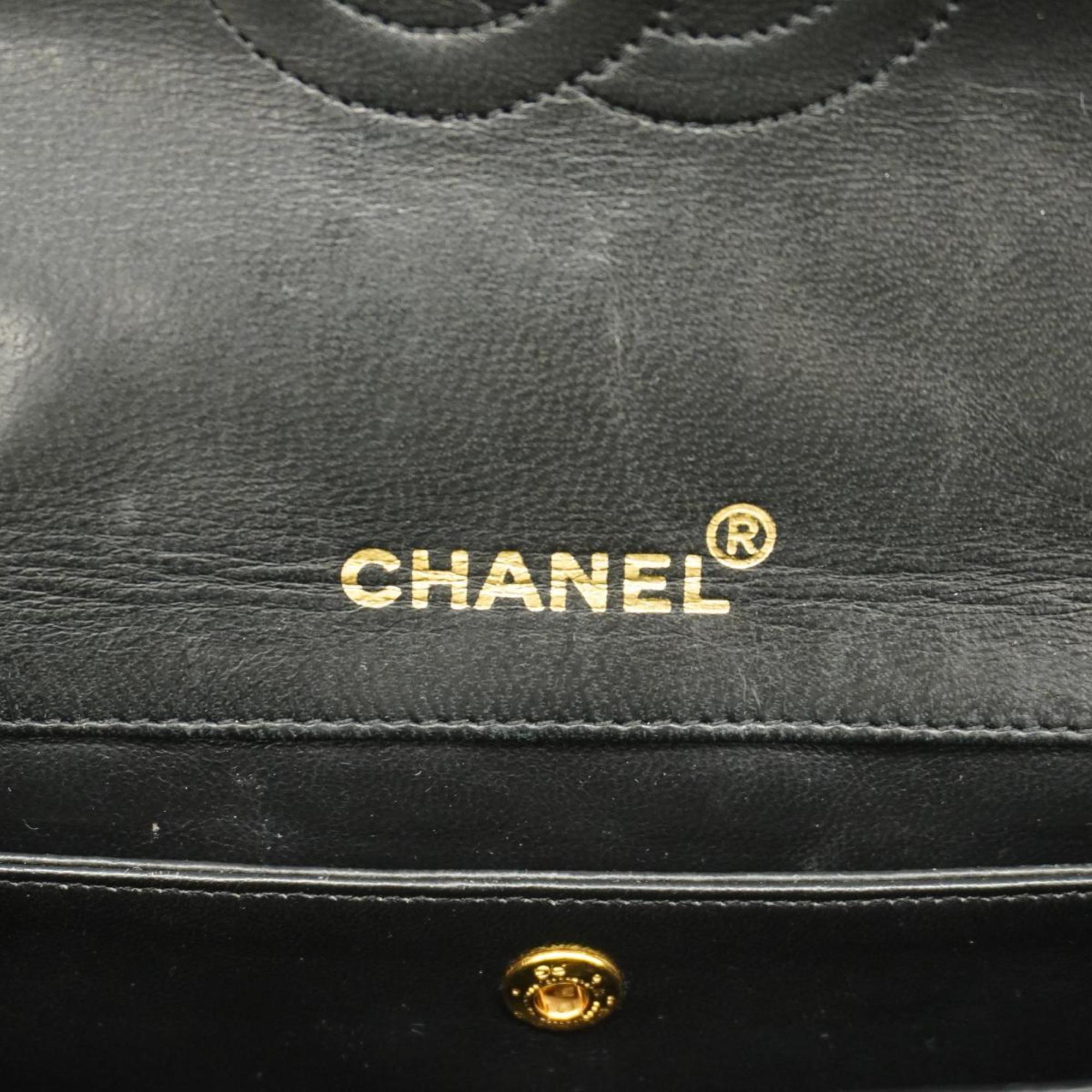 Chanel Matelassé