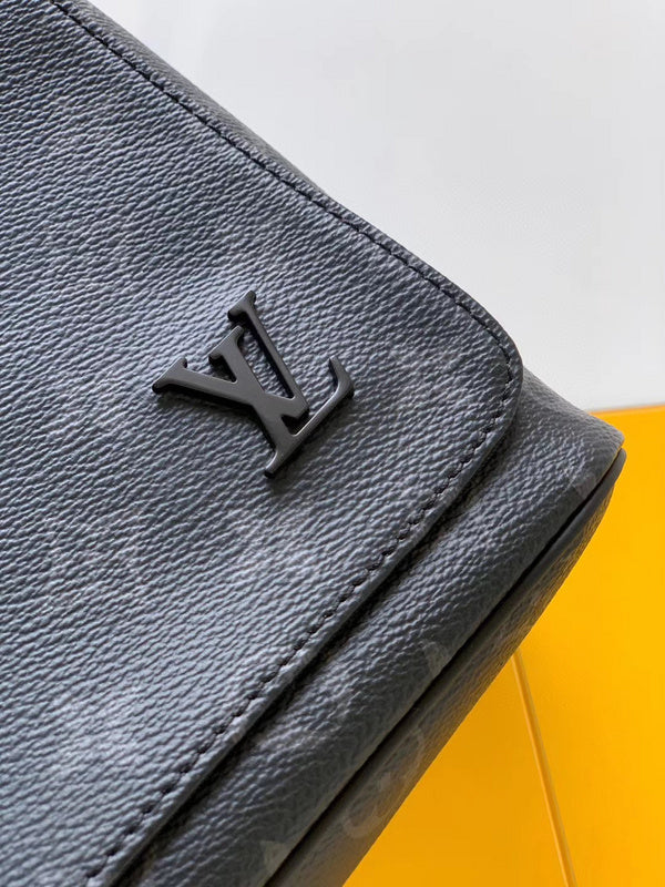 Louis Vuitton Luxury Bags 2563