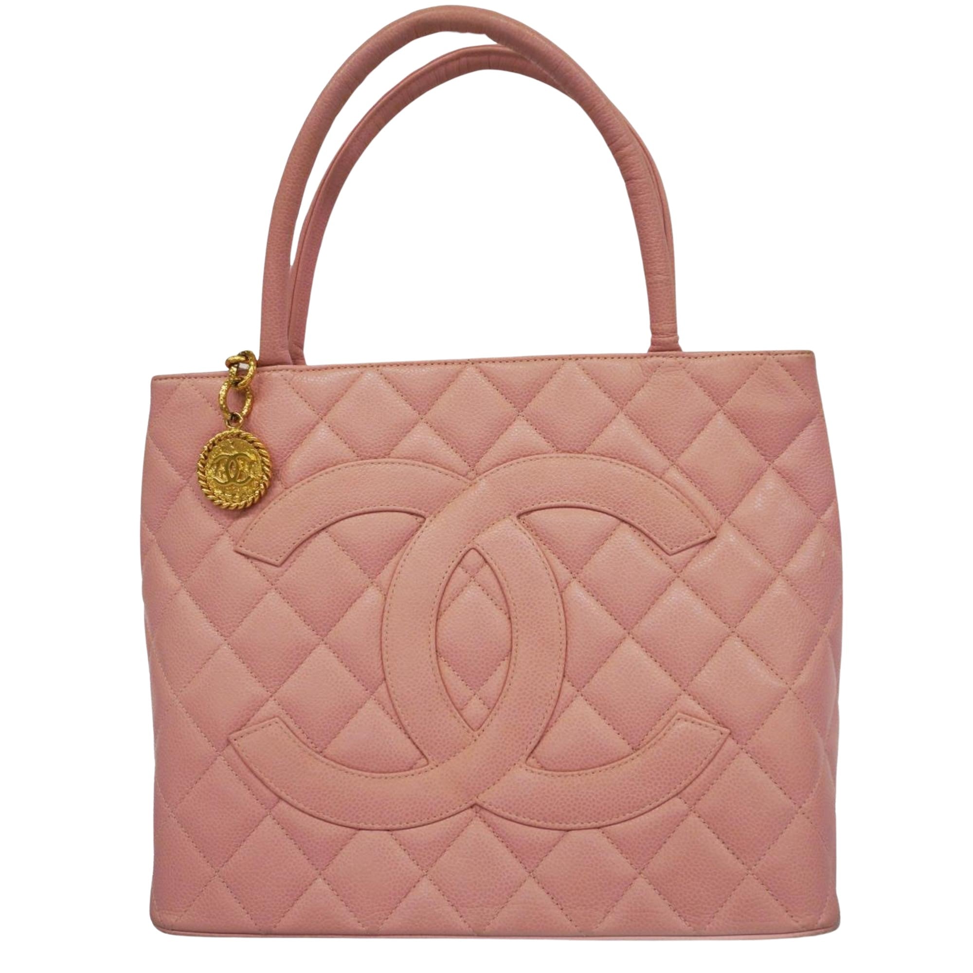Chanel Medaillon