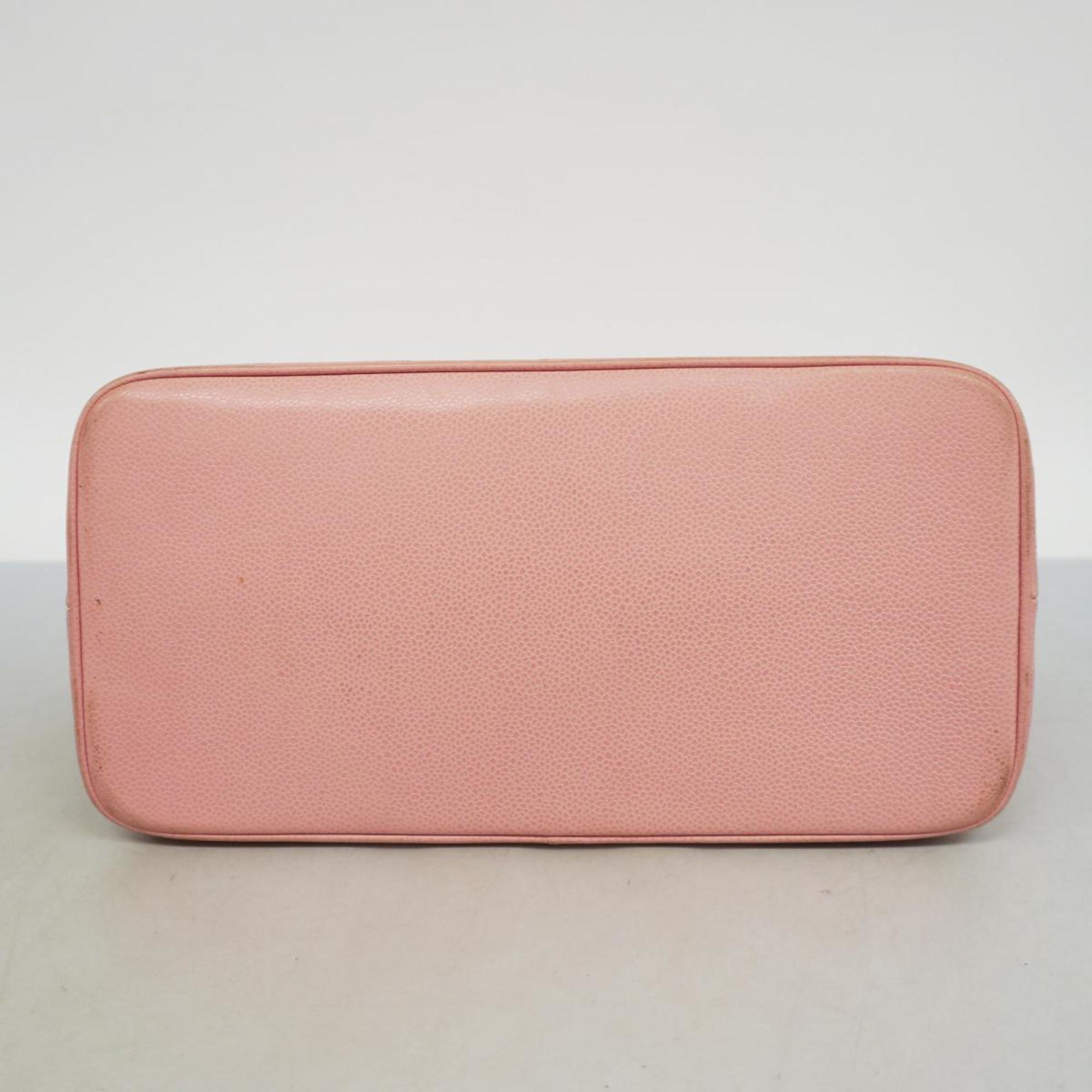 Chanel Medaillon