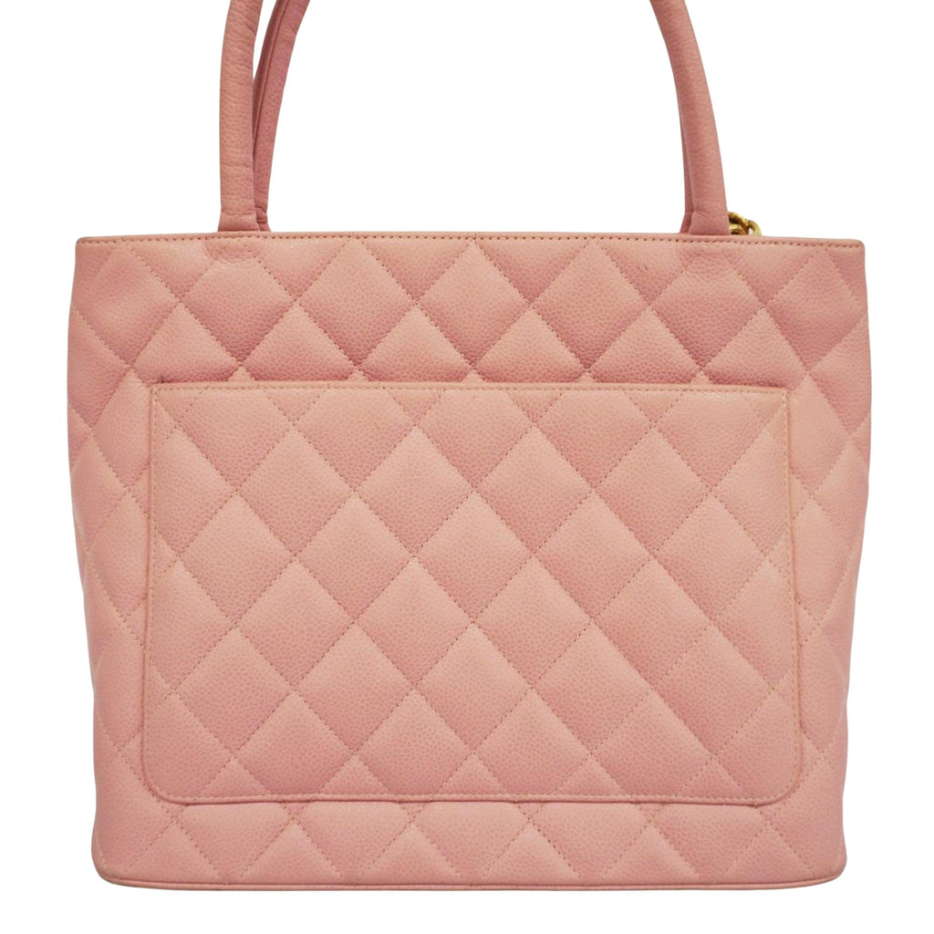 Chanel Medaillon
