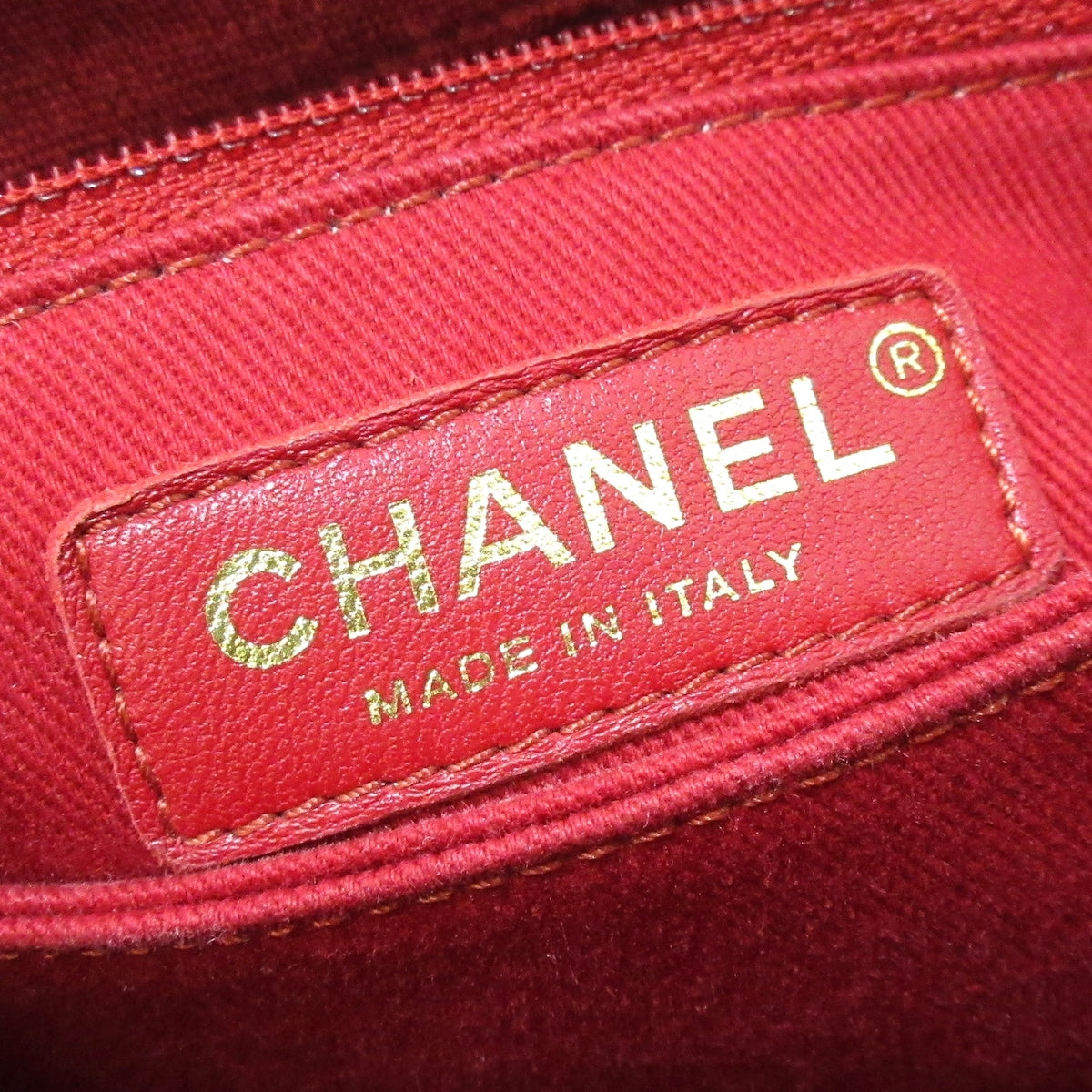 Chanel V-Stich
