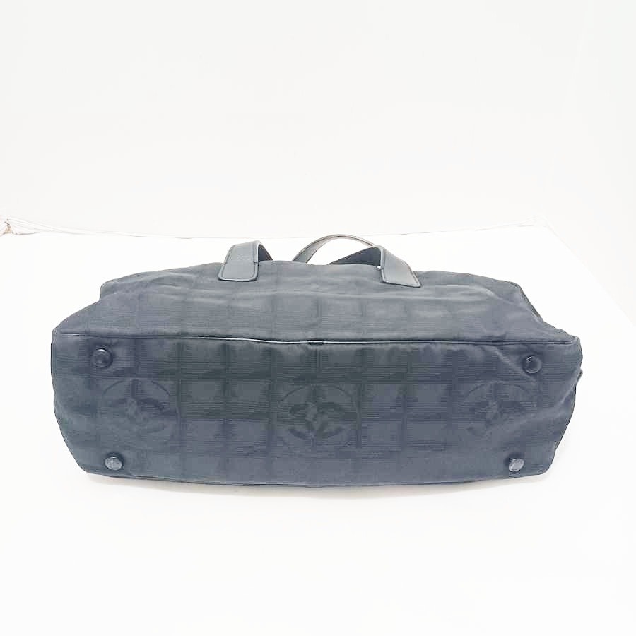 Chanel Travel line