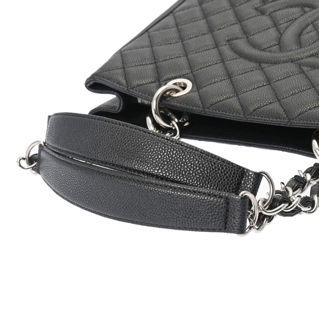 Chanel Shopping
