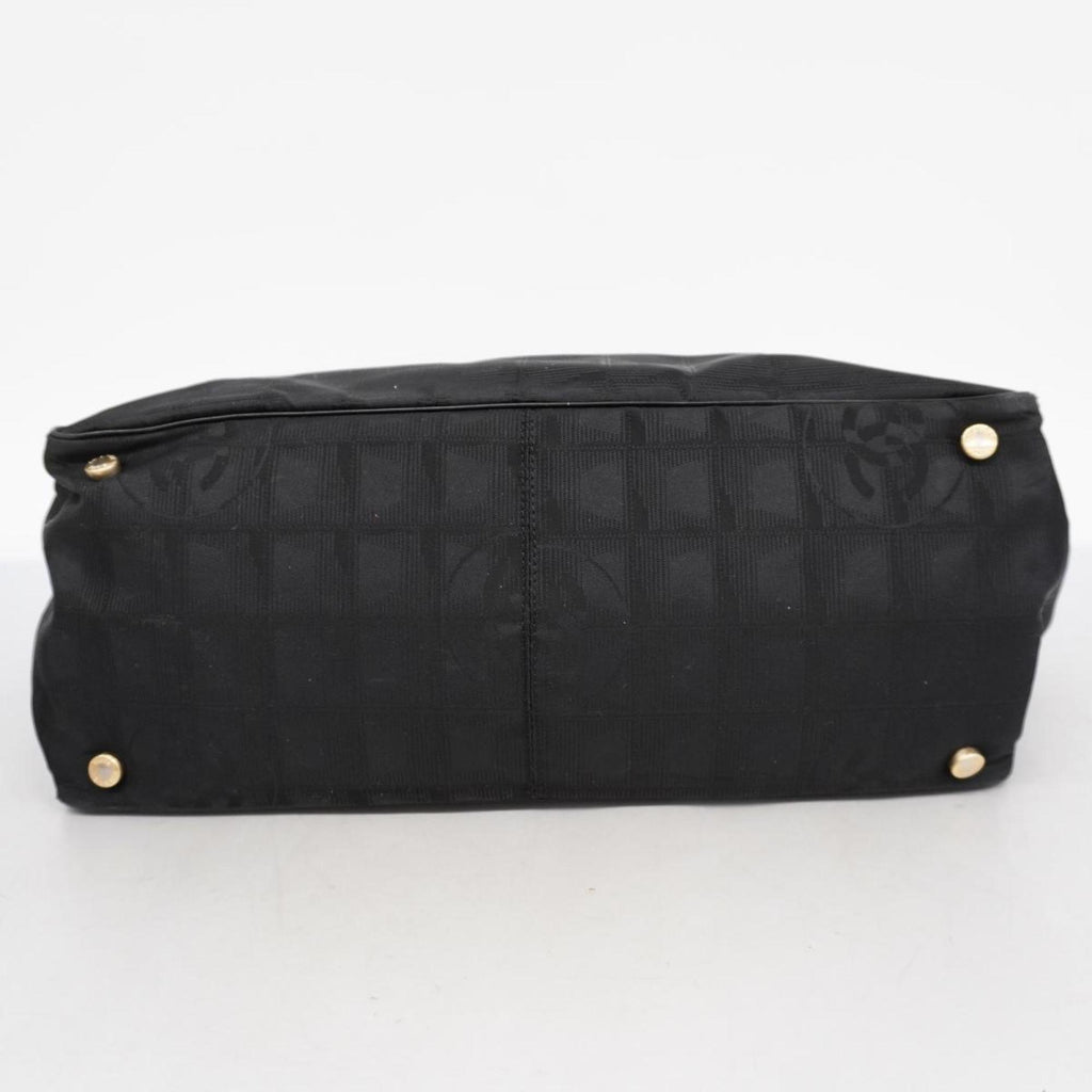 Chanel Travel line