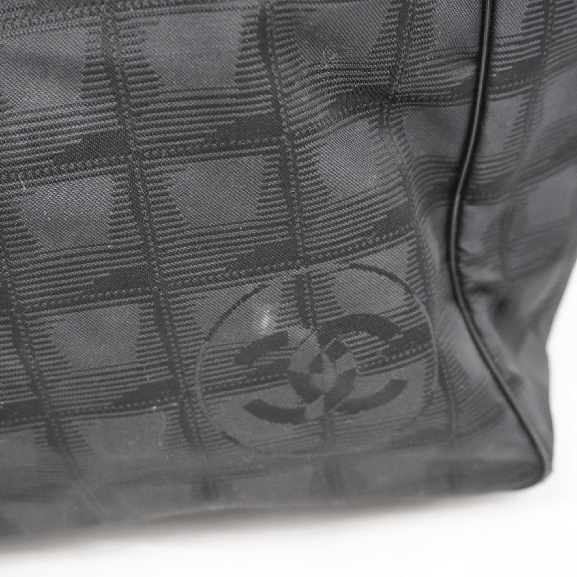 Chanel Travel line