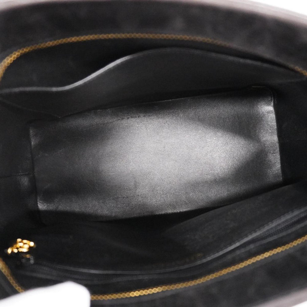 Chanel Shopping
