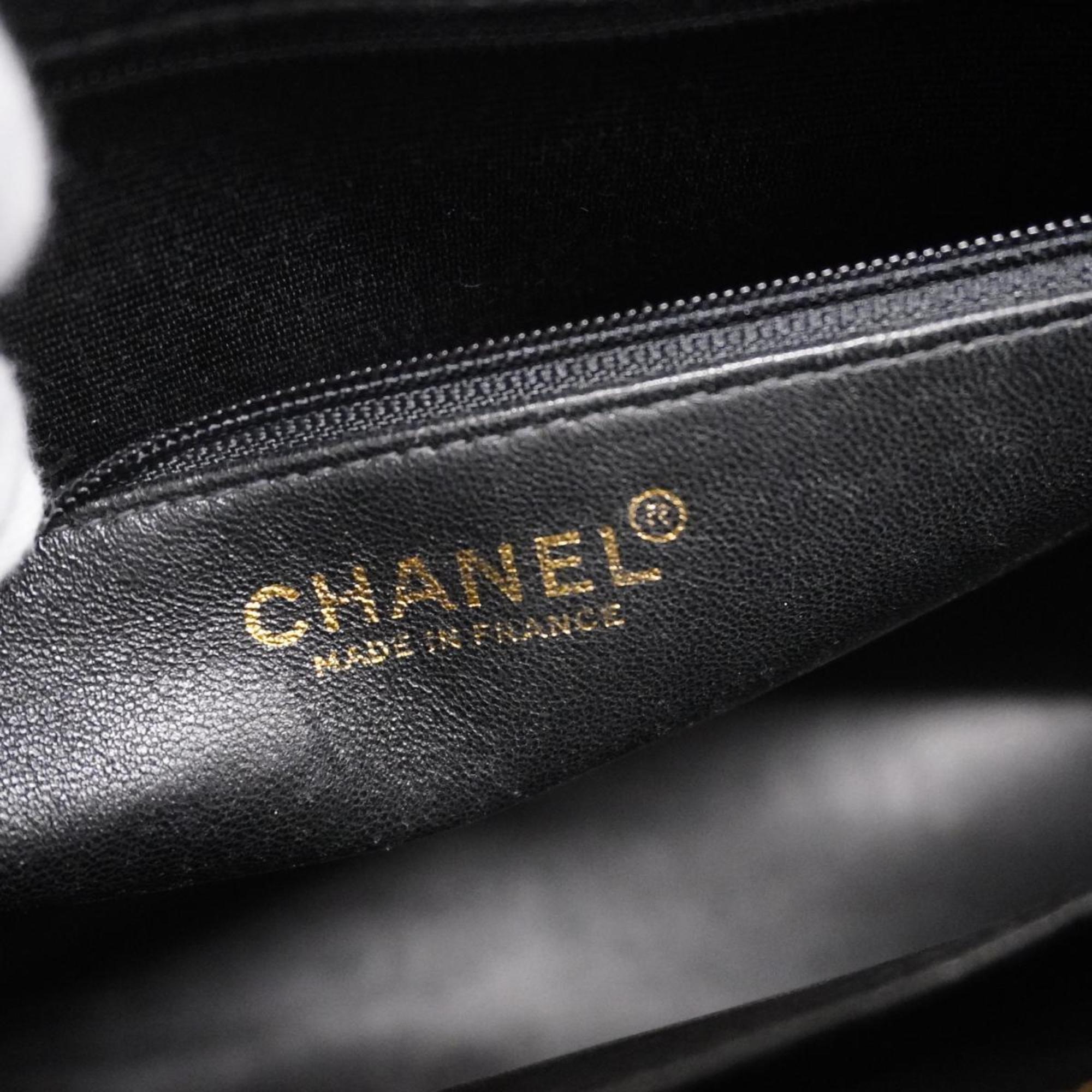 Chanel Shopping