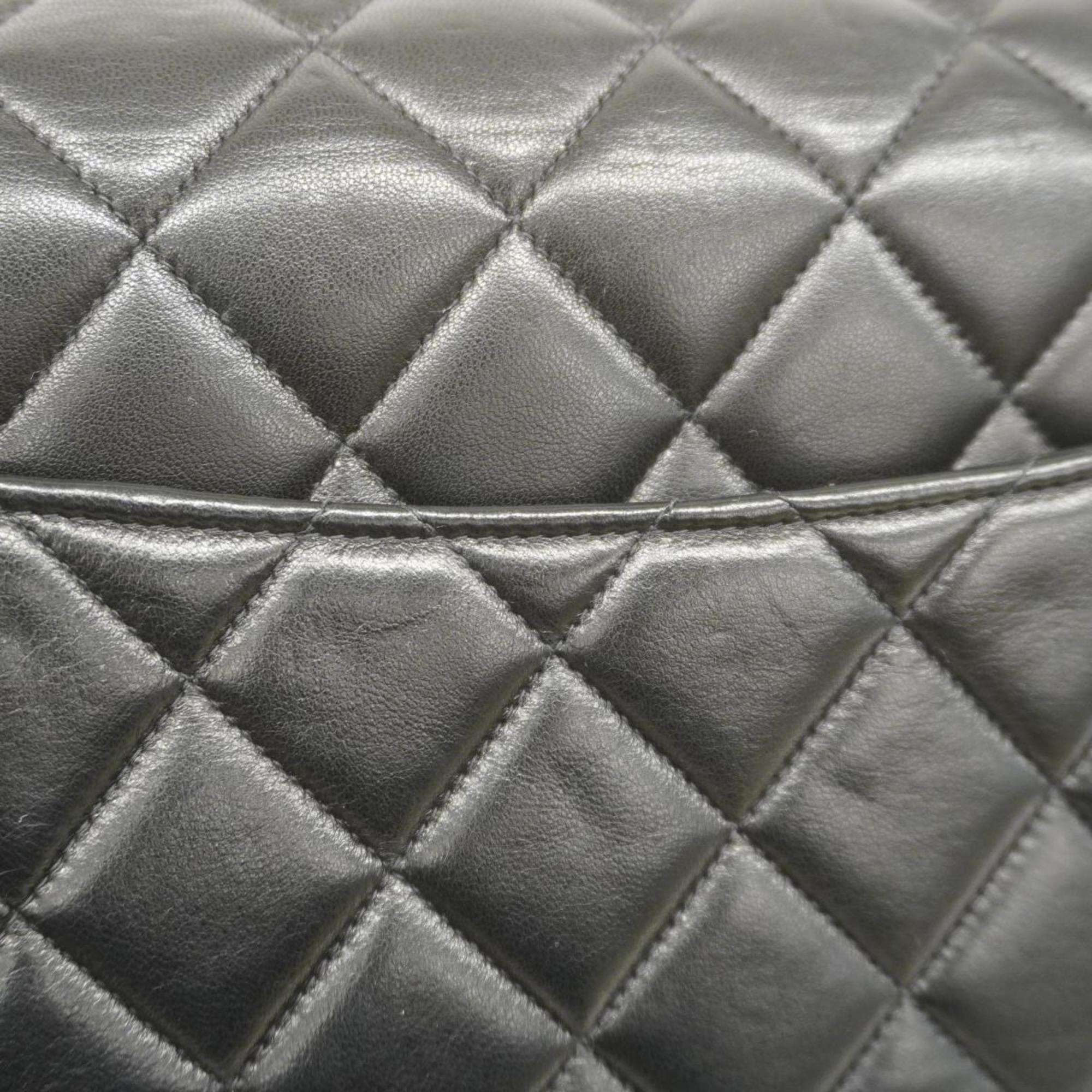 Chanel Matelassé