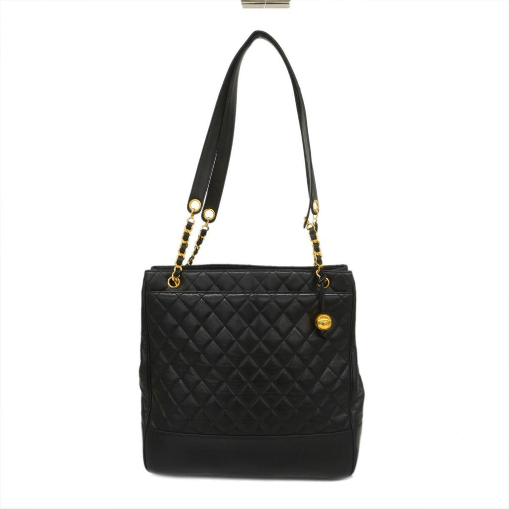 Chanel Shopping