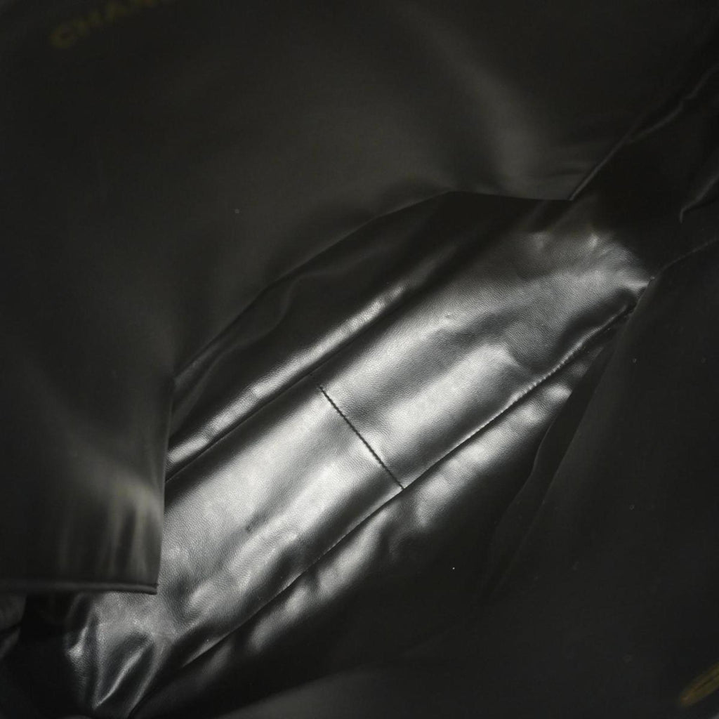 Chanel Shopping