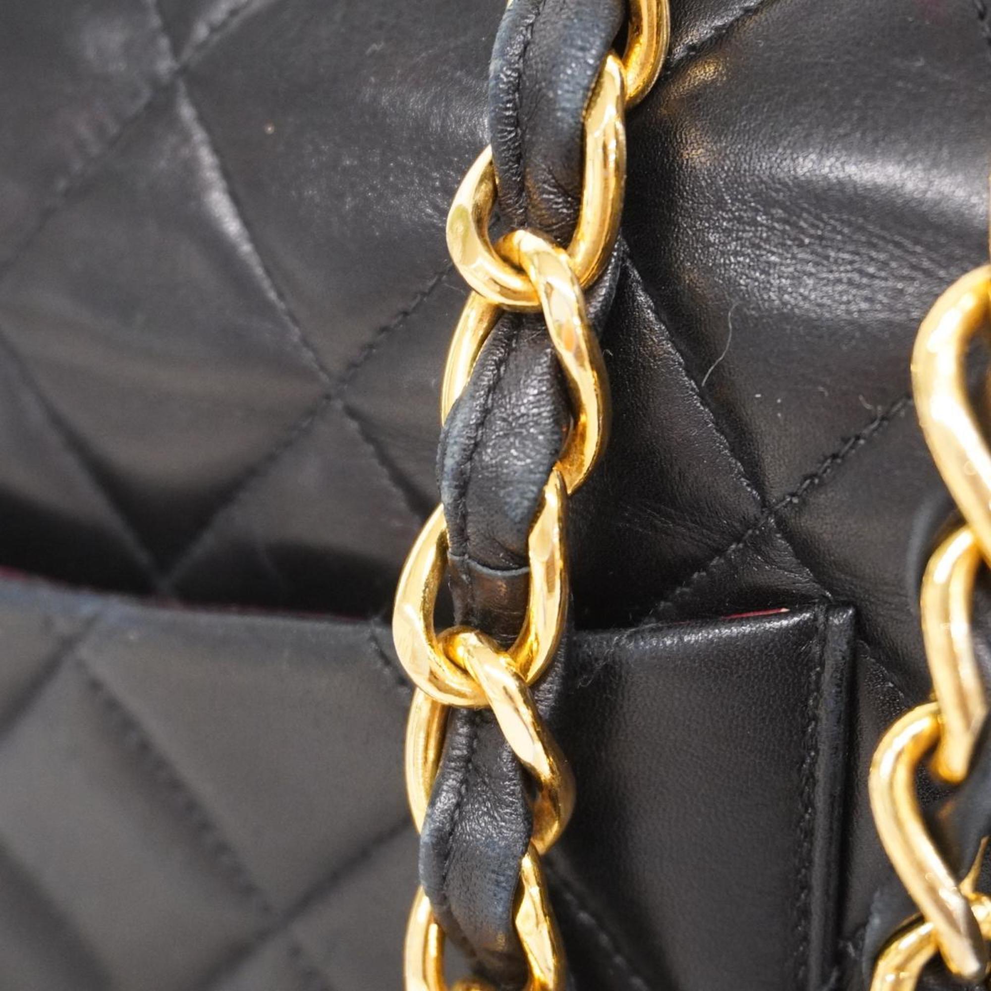 Chanel Matelassée