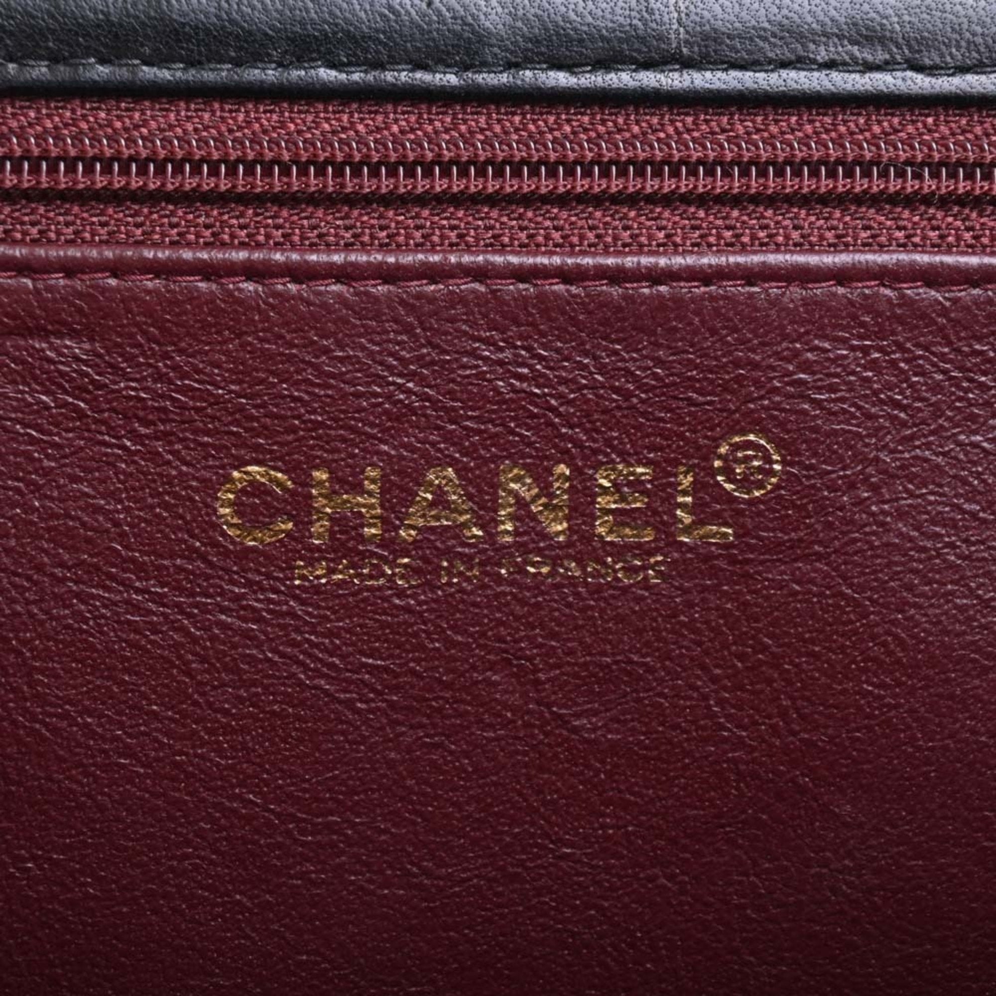 Chanel Matelassé