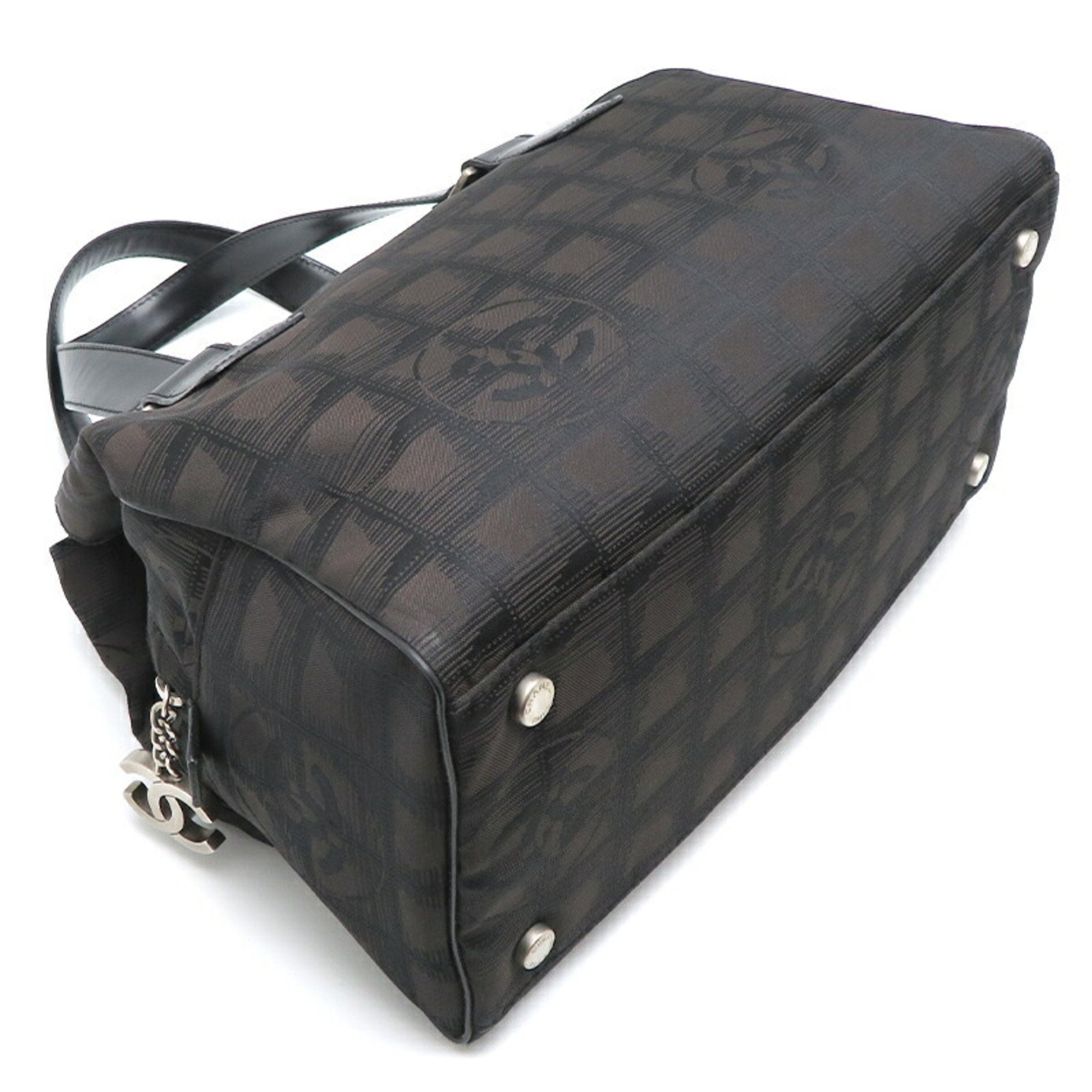 Chanel Travel line