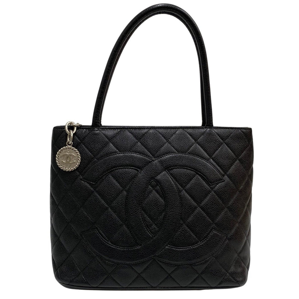 Chanel Shopping