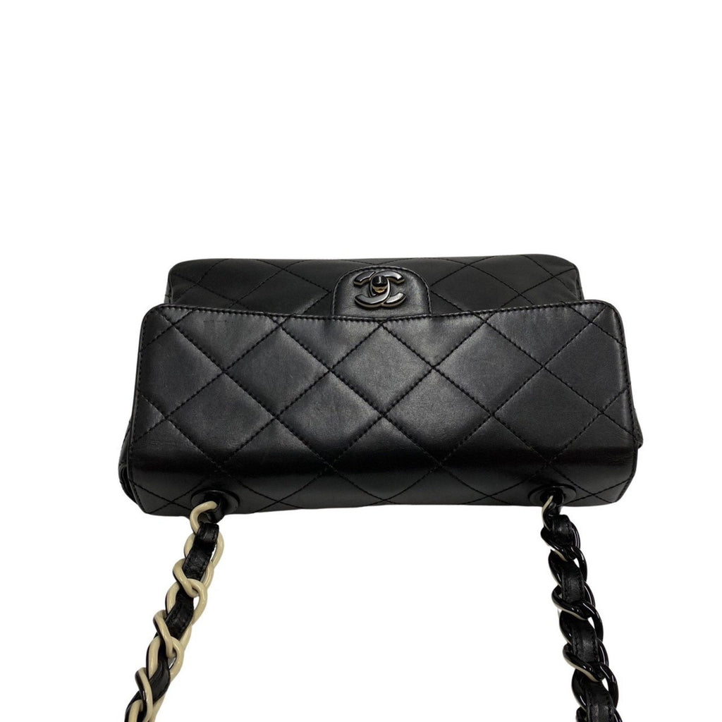 Chanel Matelassé