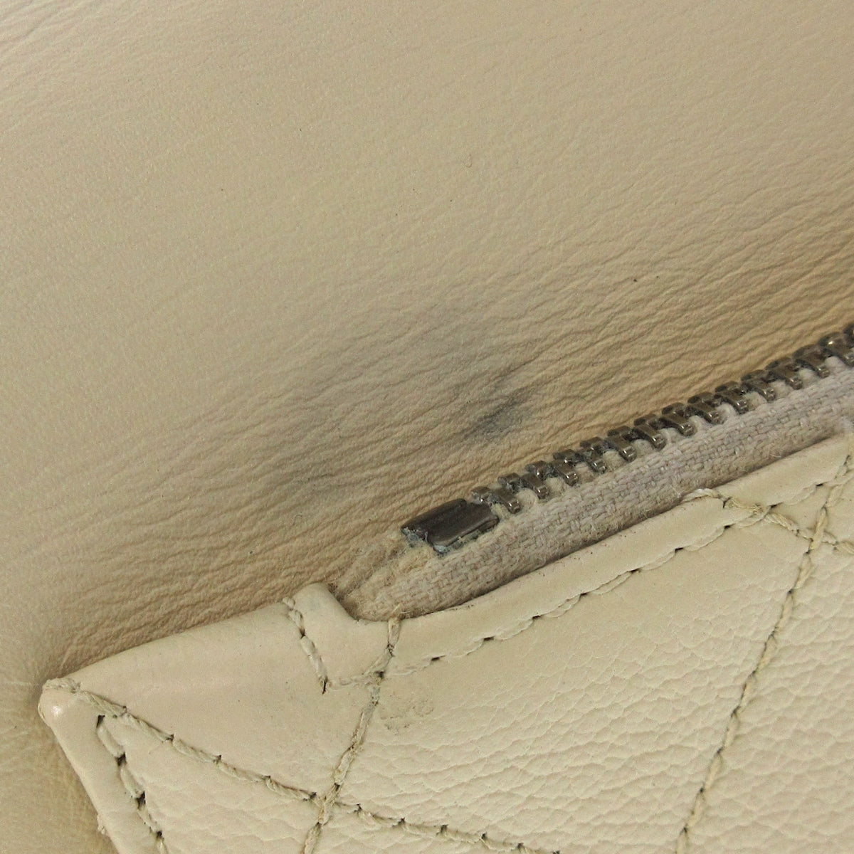 Chanel Coco Curve
