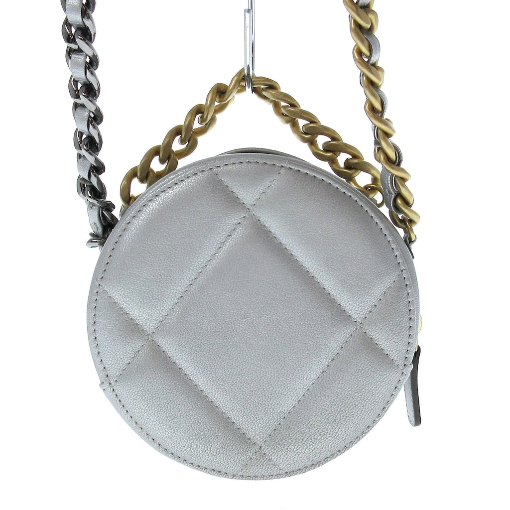 Chanel Chanel 19