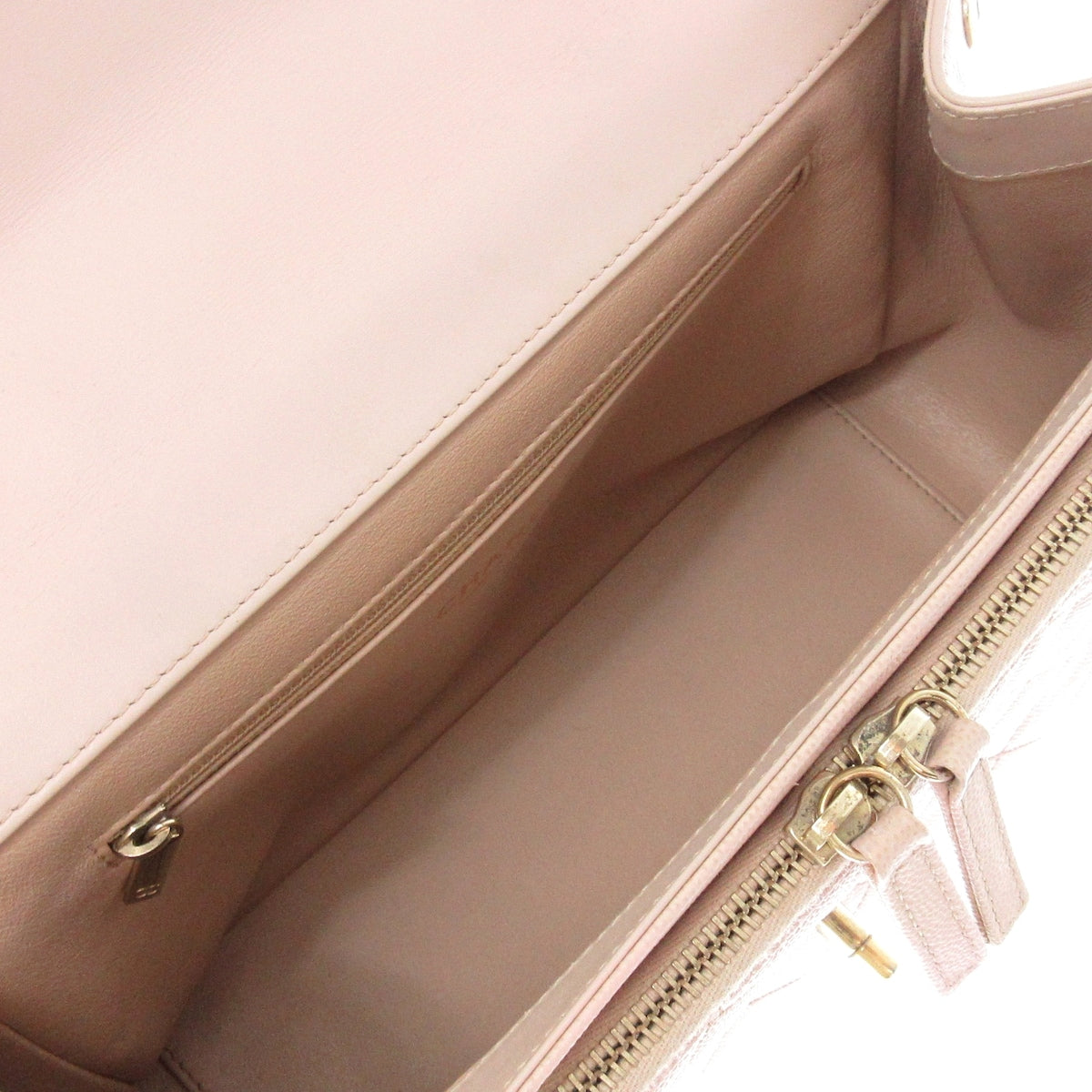 Chanel Business Affinity