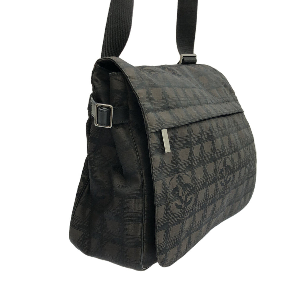 Chanel Travel line