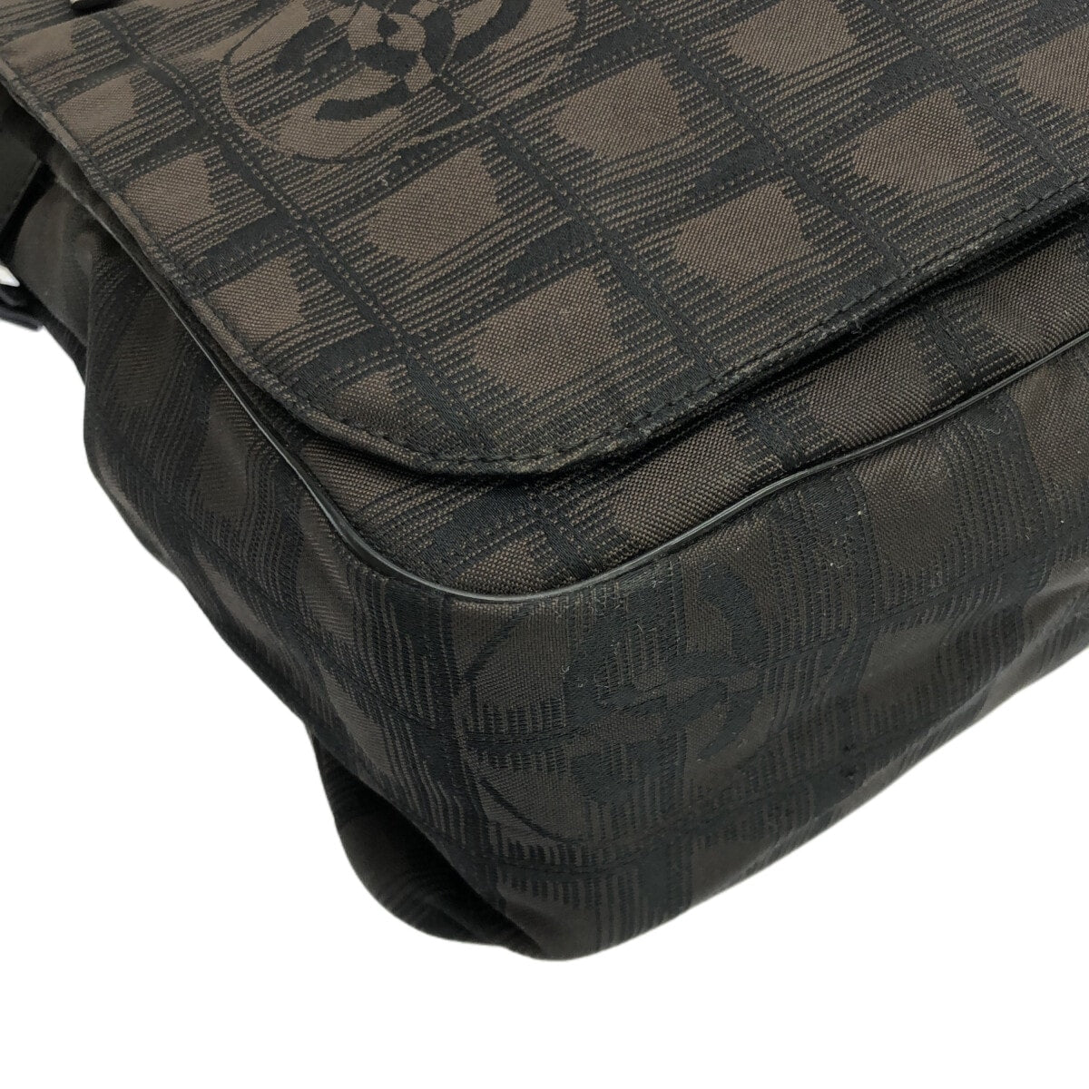 Chanel Travel line