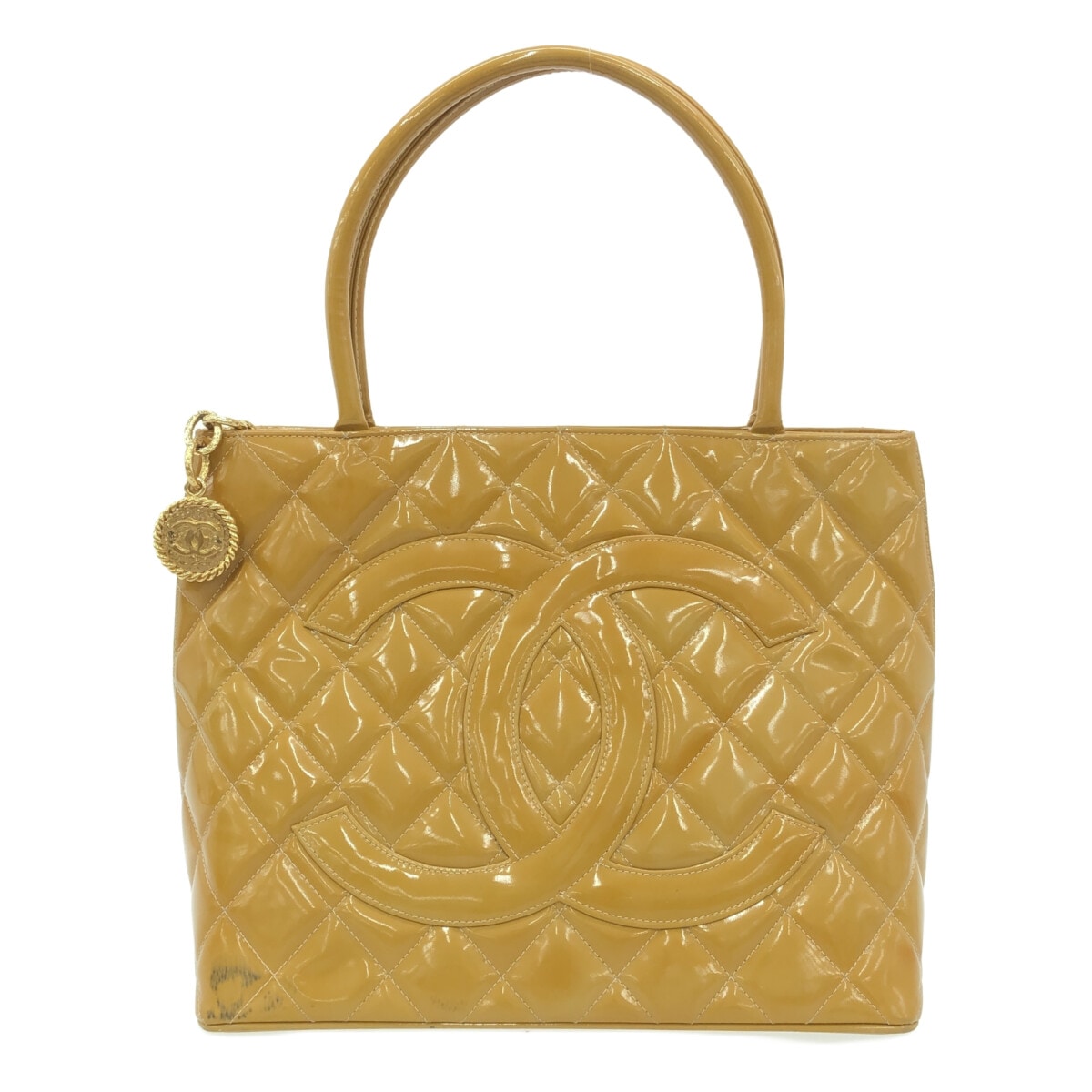 Chanel Medaillon