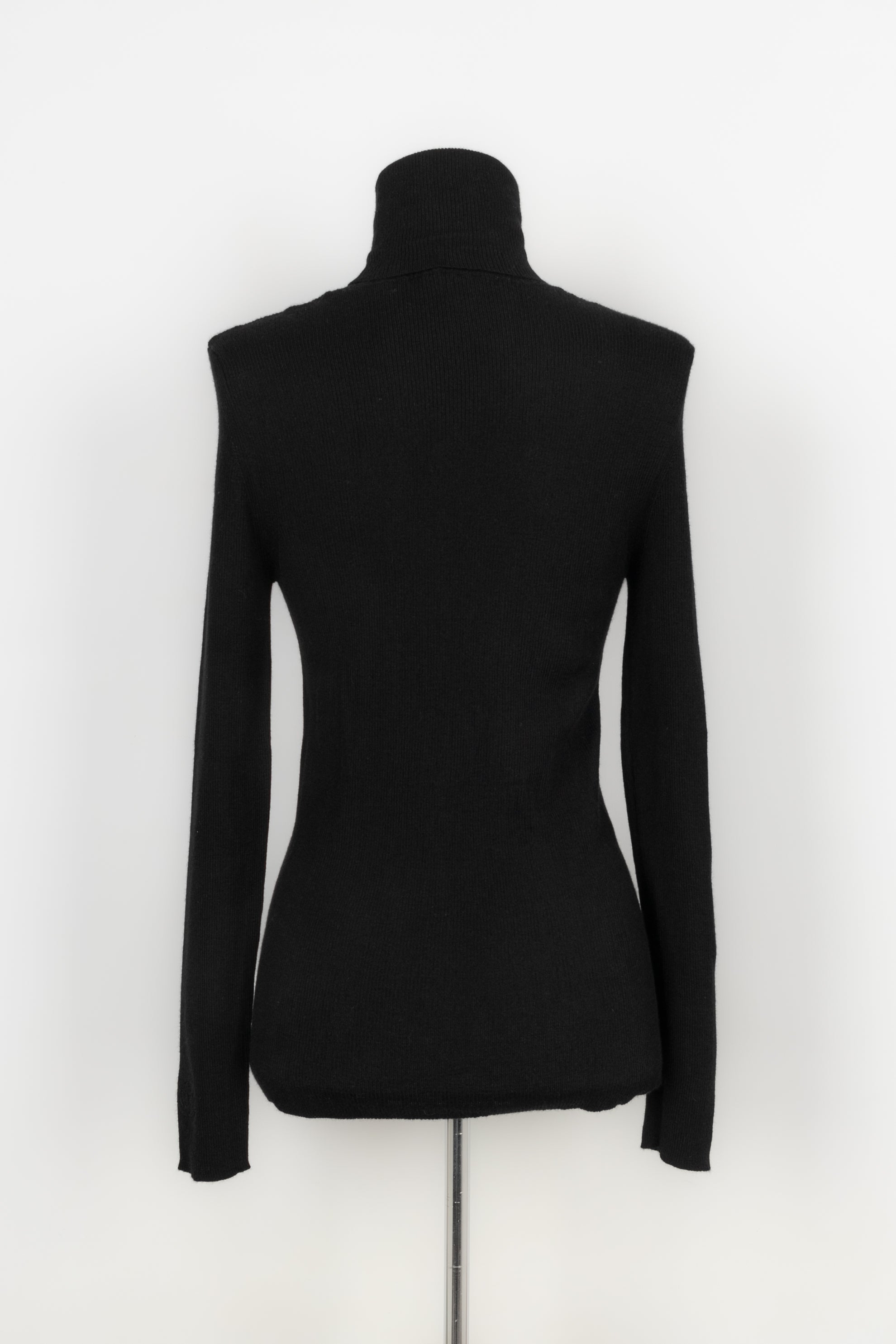 Pull noir Chanel